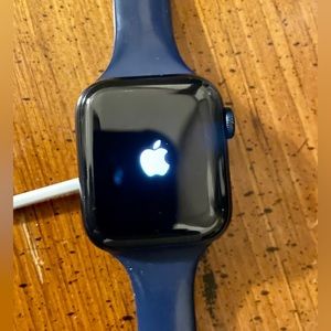 Apple Watch Series 6 Blue (GPS) 40mm Aluminum Case